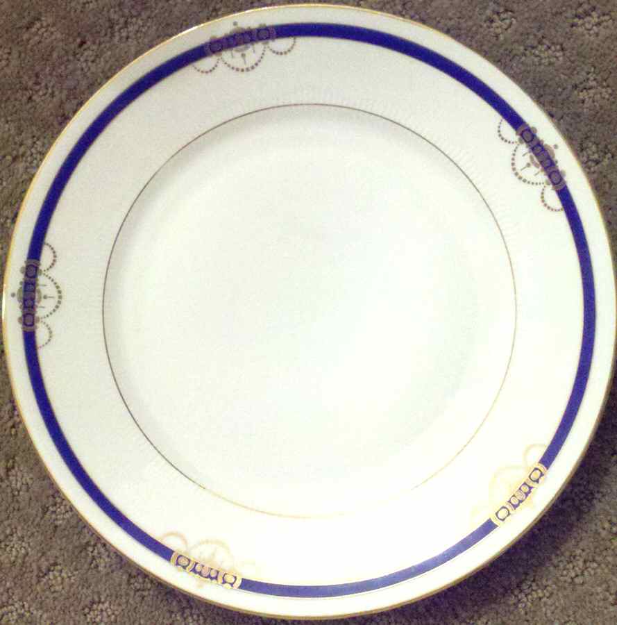 MEG17 Dinner Plate by Merkelsgrun-1