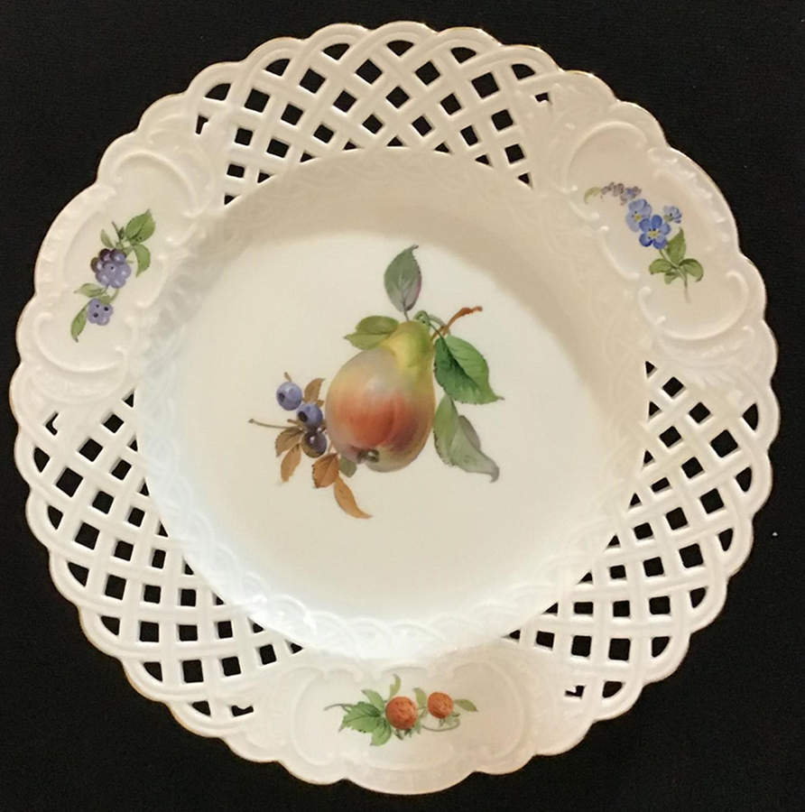 1506 Pierced Edge Luncheon Plate by Meissen (Germany)-1