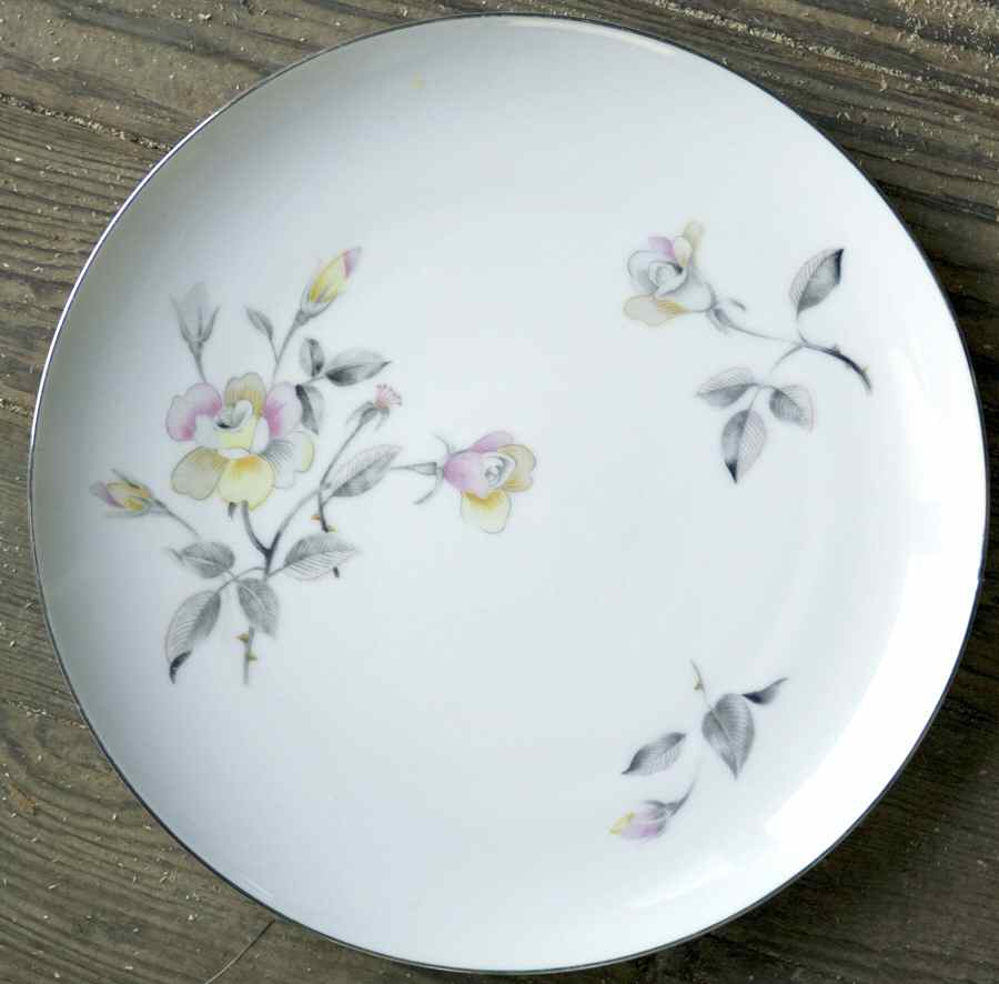 MAF12 Dinner Plate by Mayfair (Japan)-1