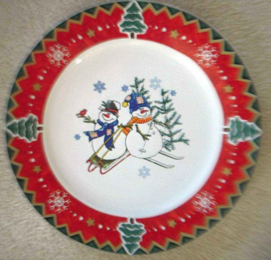 Country Pals Dinner Plate by Montgomery Ward-1