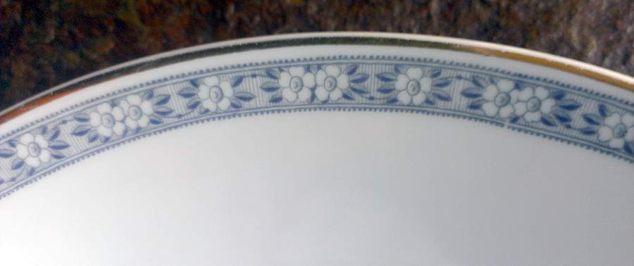 MUE159 Dinner Plate by Paul Muller-1