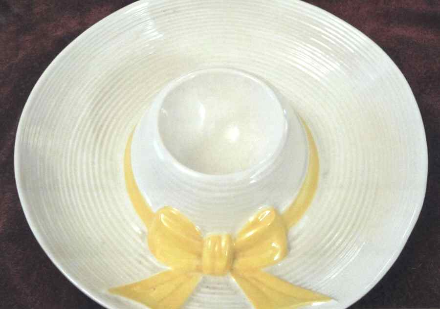 Lady's Bonnet 1 Piece Chip & Dip by Metlox - Poppytrail - Vernon-1