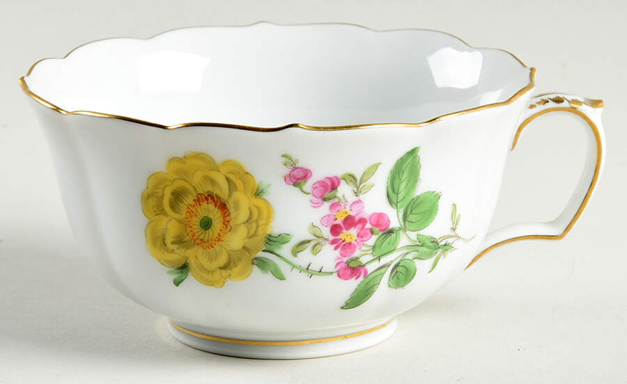 MSS197 Flat Cup by Meissen (Germany)-1