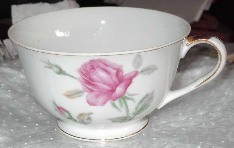 MKO23 Footed Cup by Meiko (Japan)-1