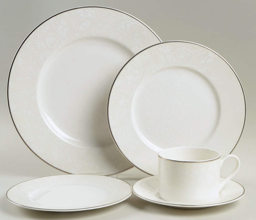 Tanglewood 5 Piece Place Setting by Mikasa-1