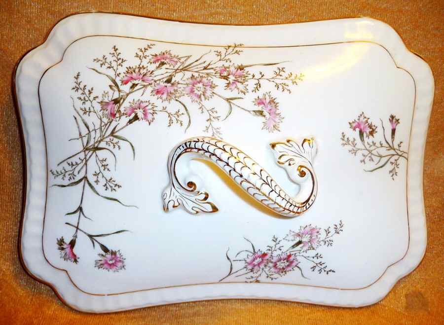 2010 Lid for Rectangular Vegetable by John Maddock & Sons-1