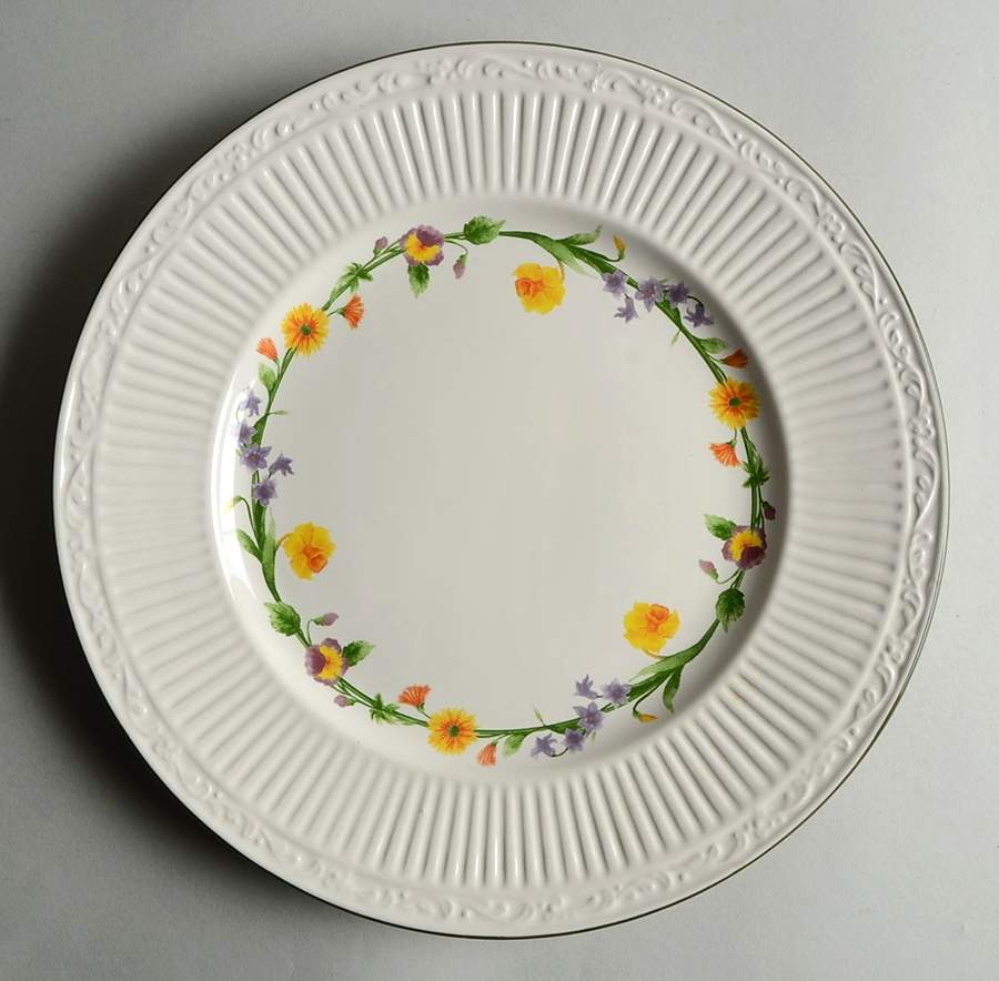 Italian Meadow Dinner Plate by Mikasa-1