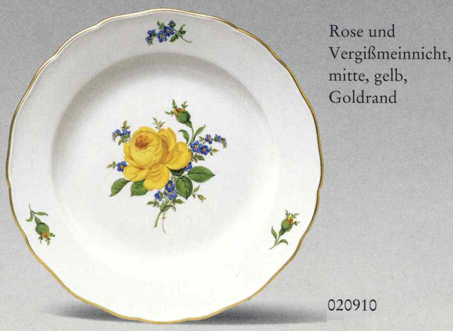 020910 Dinner Plate by Meissen (Germany)-1