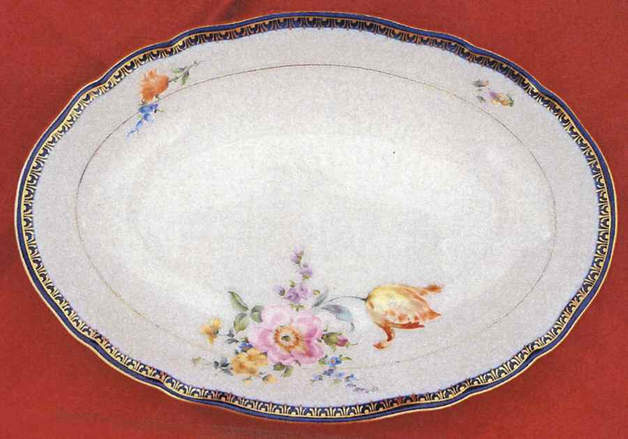 111120 10" Oval Vegetable Bowl by Meissen (Germany)-1