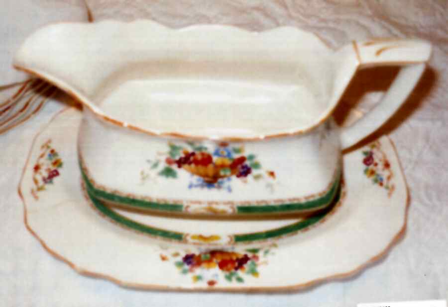MYO162 Gravy Boat & Underplate by Myott Staffordshire-1