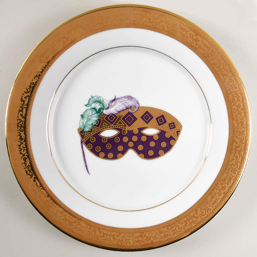 Magnificence Mask Dinner Plate by Muirfield-1