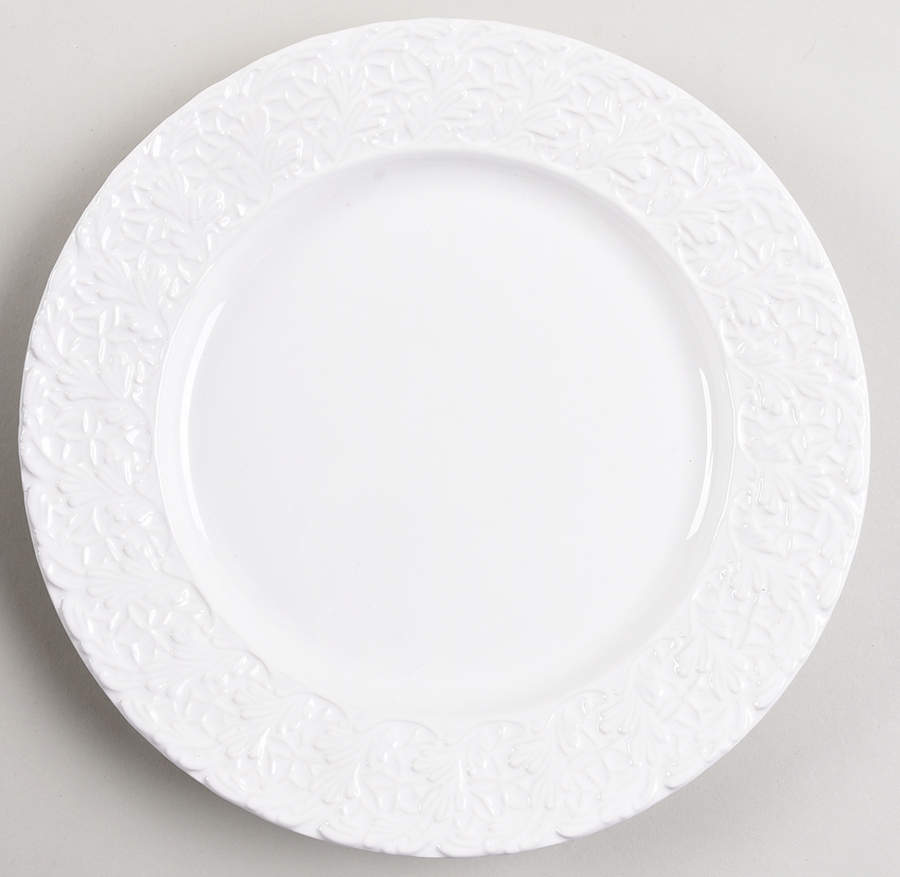Lace White Luncheon Plate by Mateus-1