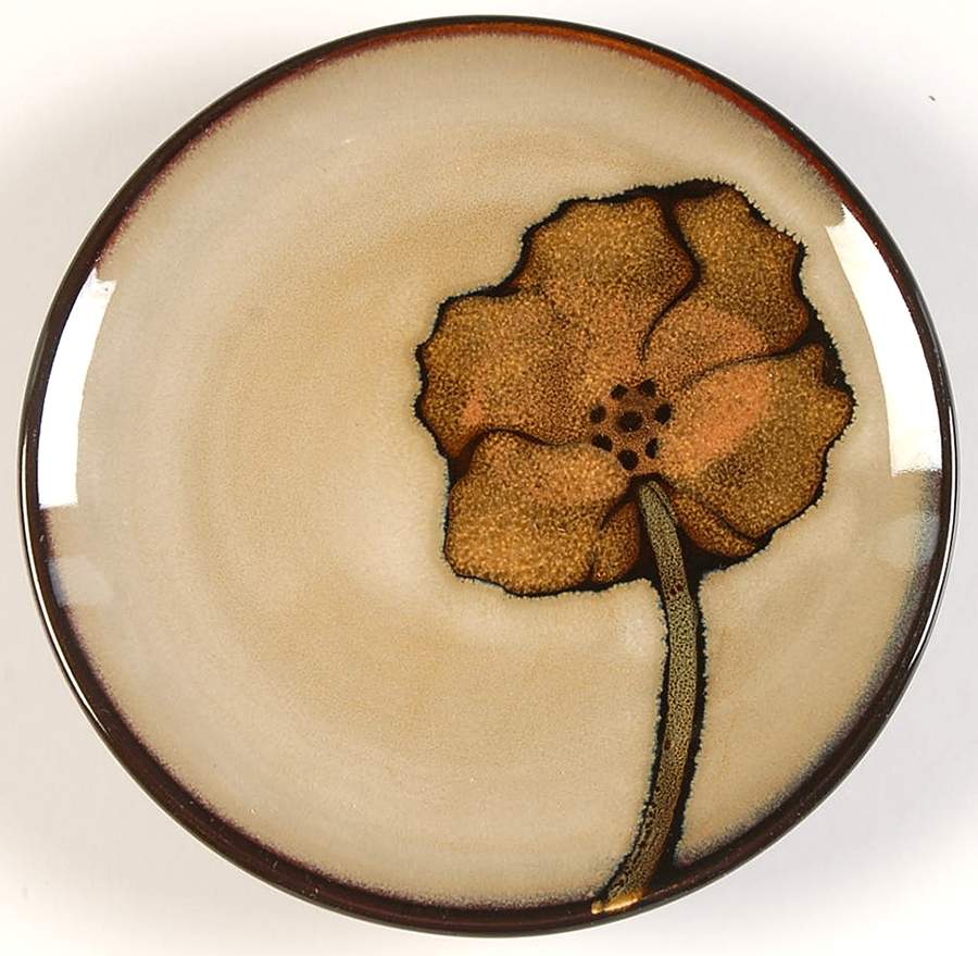 Poppies Commemorative Bread & Butter Plate by Mikasa-1