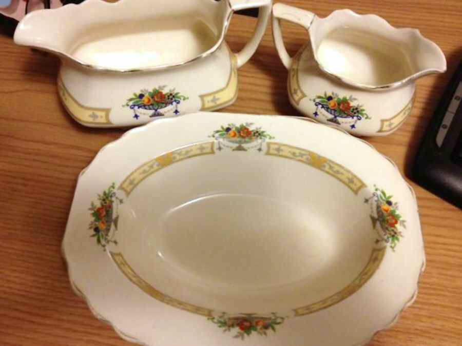 2748 9" Oval Vegetable Bowl by Myott Staffordshire-1