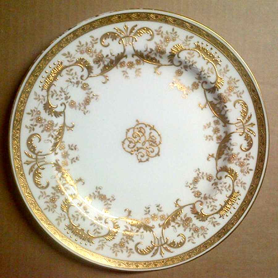 M304 Dinner Plate by Minton-1