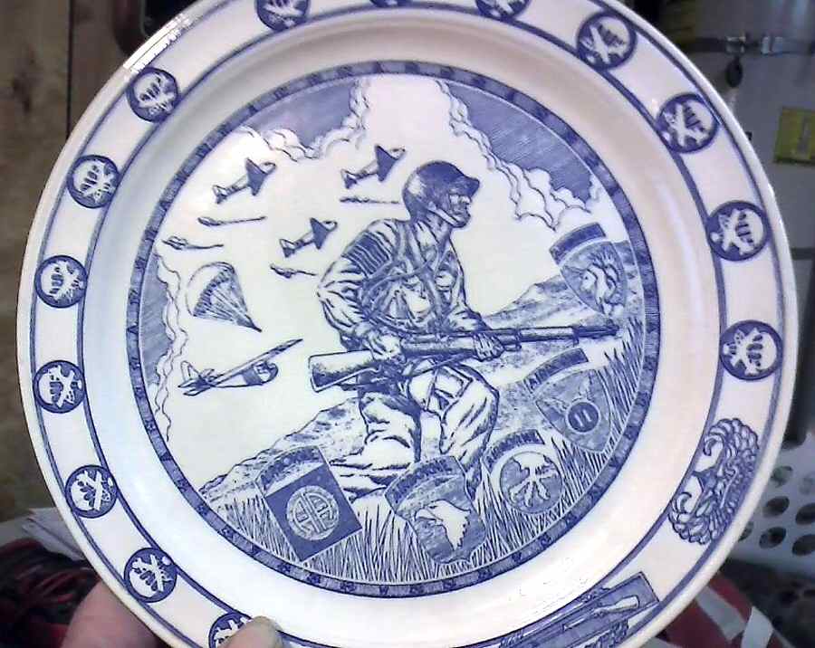 Airborne Division Dinner Plate by Metlox - Poppytrail - Vernon-1