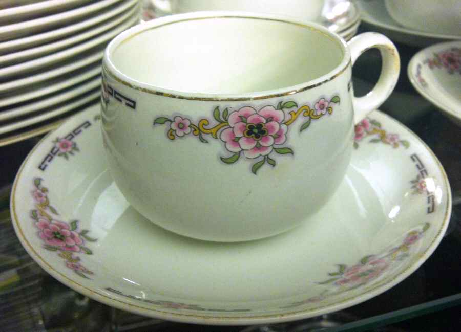 Milldale Flat Cup & Saucer Set by Alfred Meakin-1