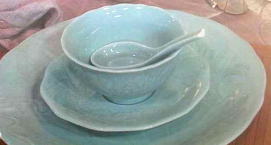 MLQ1 Dinner Plate by Minh Long I-1