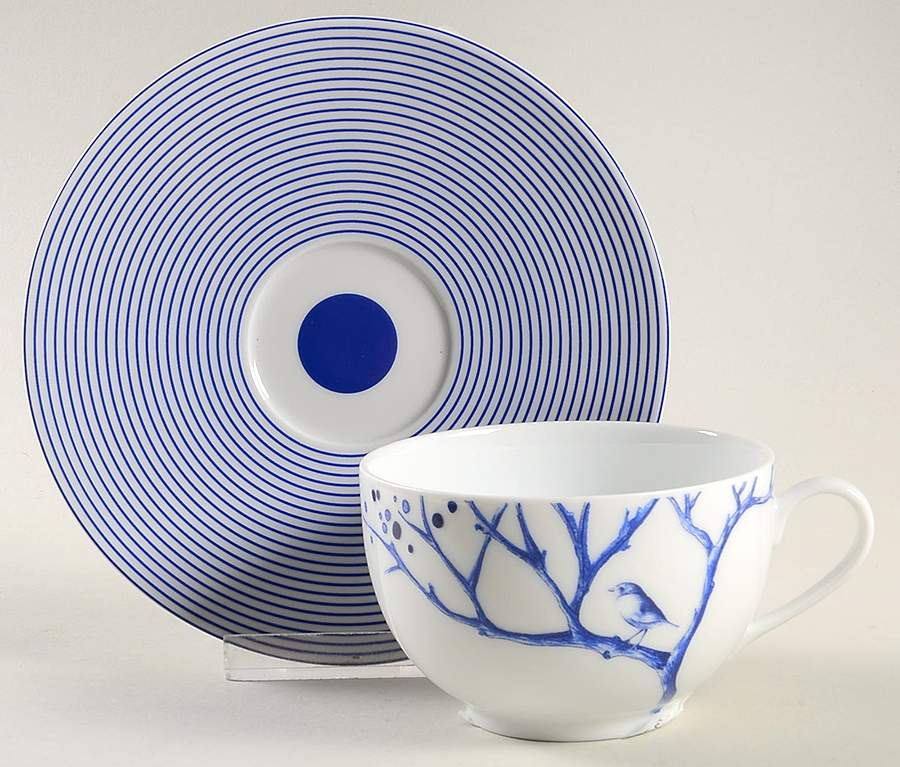 Echappee Belle Footed Cup & Saucer Set by Medard de Noblat-1