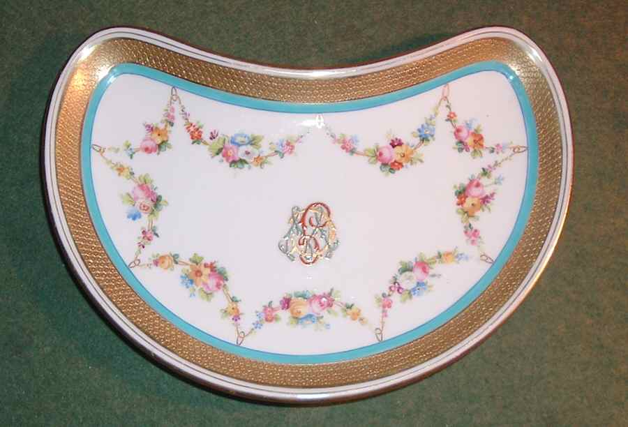 G809 Crescent Salad Plate by Minton-1