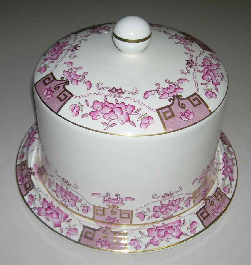 Valencia Large Covered Cake Plate by Mason's-1