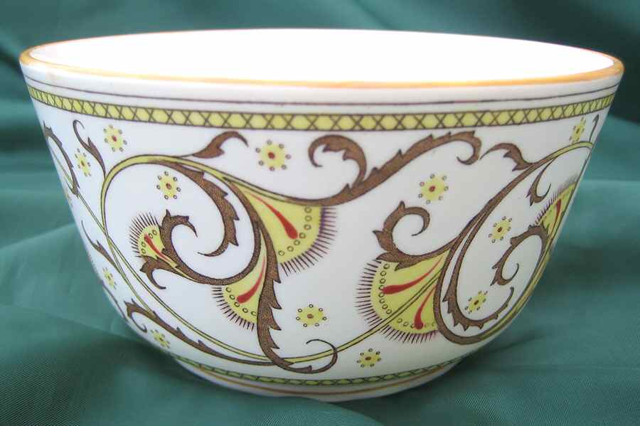 Kars Cranberry Bowl by Minton-1
