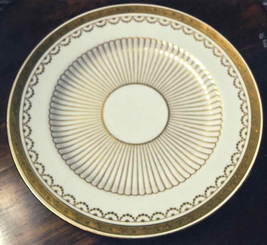 G6622 Luncheon Plate by Minton-1