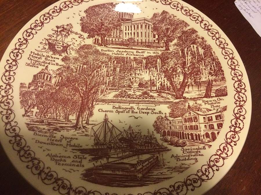 City Plates Mobile Alabama-Red - No Box-Alabama Motif 5-Red by Vernon Kilns-1