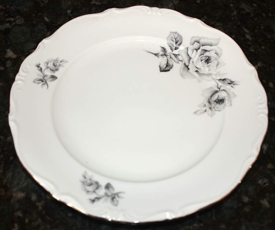 Prelude Dinner Plate by Margarete-1