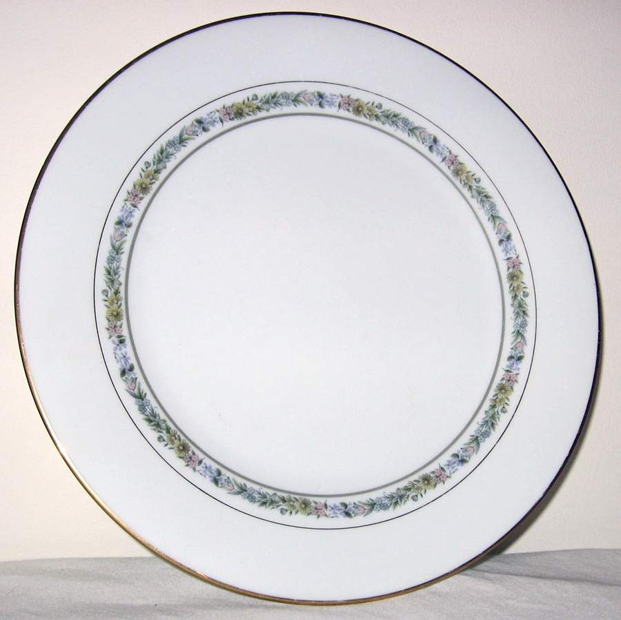 Malta, The Dinner Plate by Meito-1