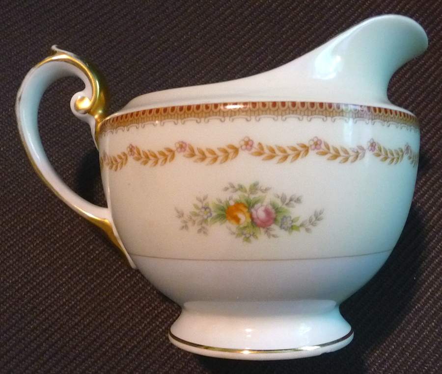 MEI1220 Creamer by Meito-1