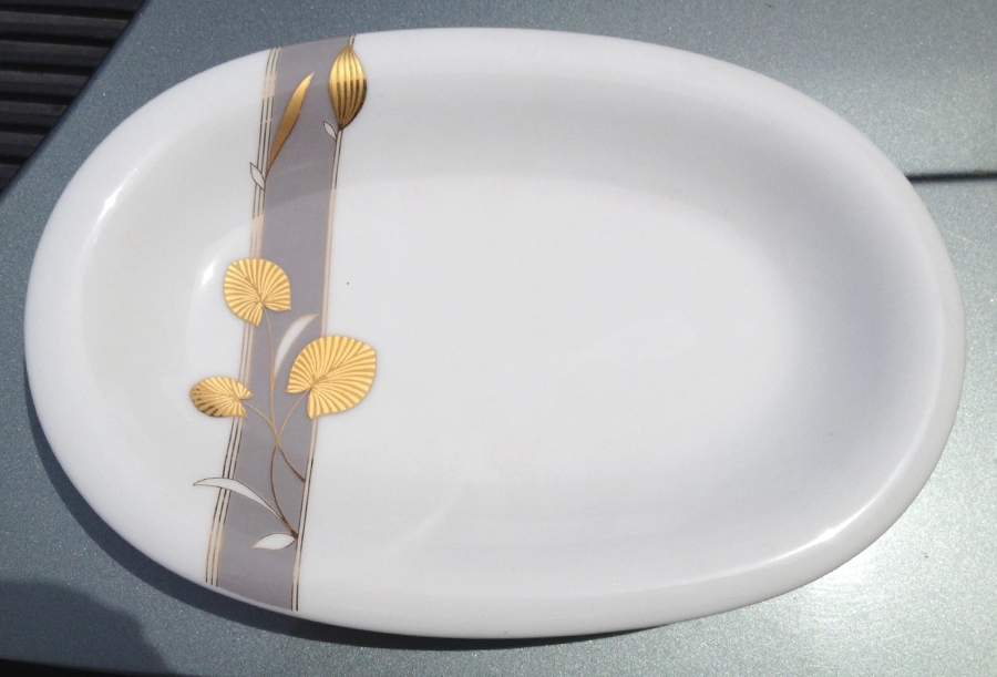 2280 11" Oval Serving Platter by Mitterteich-1
