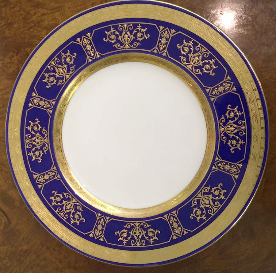 H3701 Dinner Plate by Tiffany-1