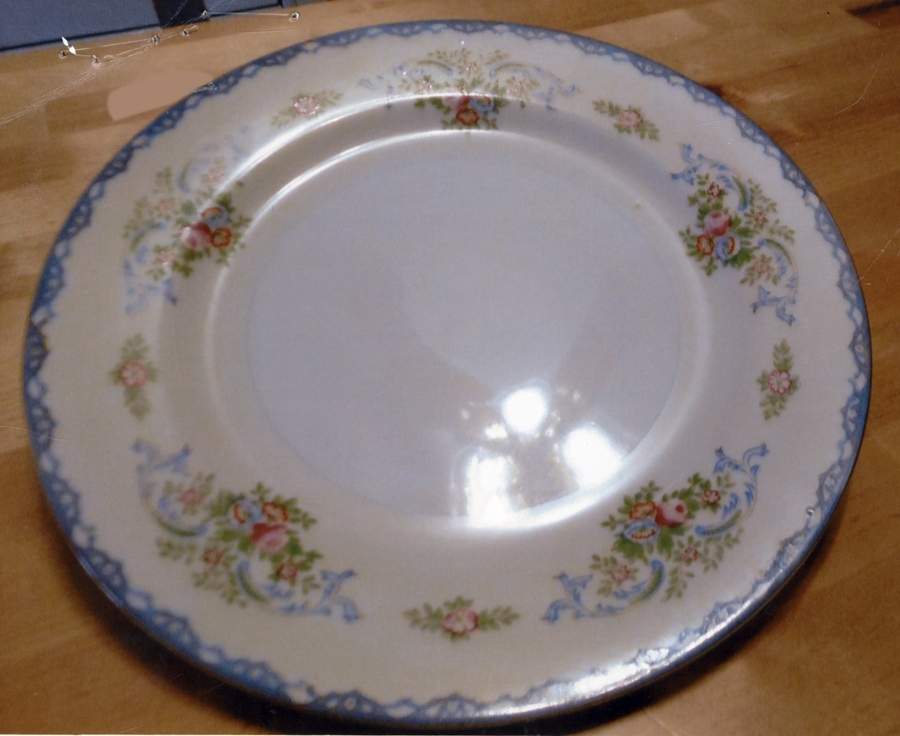 MIO17 Dinner Plate by Mikado-1