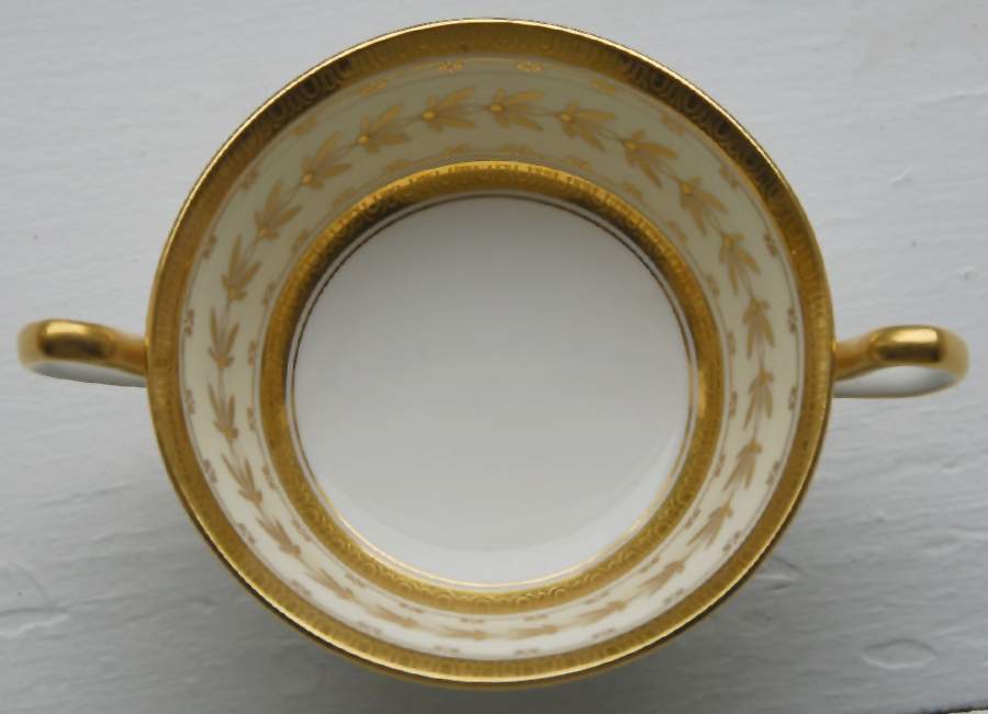 H5080 Footed Cream Soup Bowl by Tiffany-1