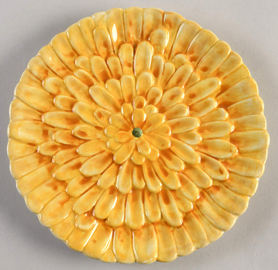 Mum Florals Figural Salad Plate by Maxcera Corp-1