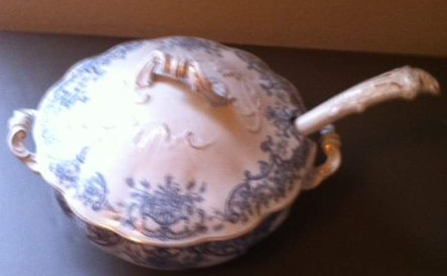 El Dorado Blue Tureen & Lid w/Ladle by J & G Meakin-1