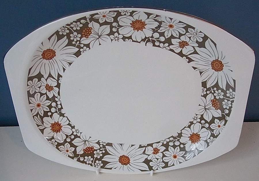 MEK412 12" Oval Serving Platter by J & G Meakin-1