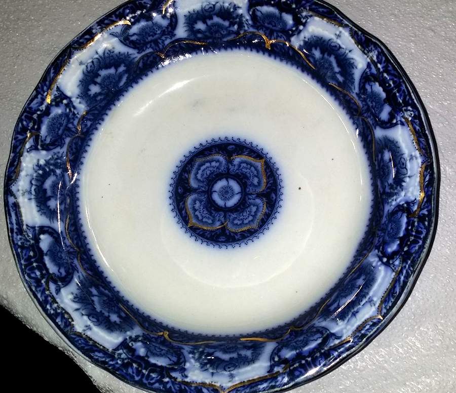 Balmoral Blue (No Trim, Gold Accent) Dinner Plate by J & G Meakin-1