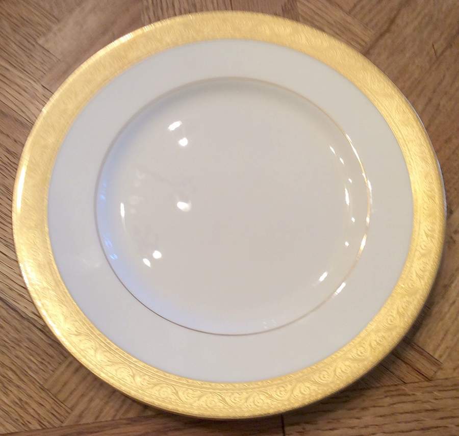 H4989 Dinner Plate by Minton-1