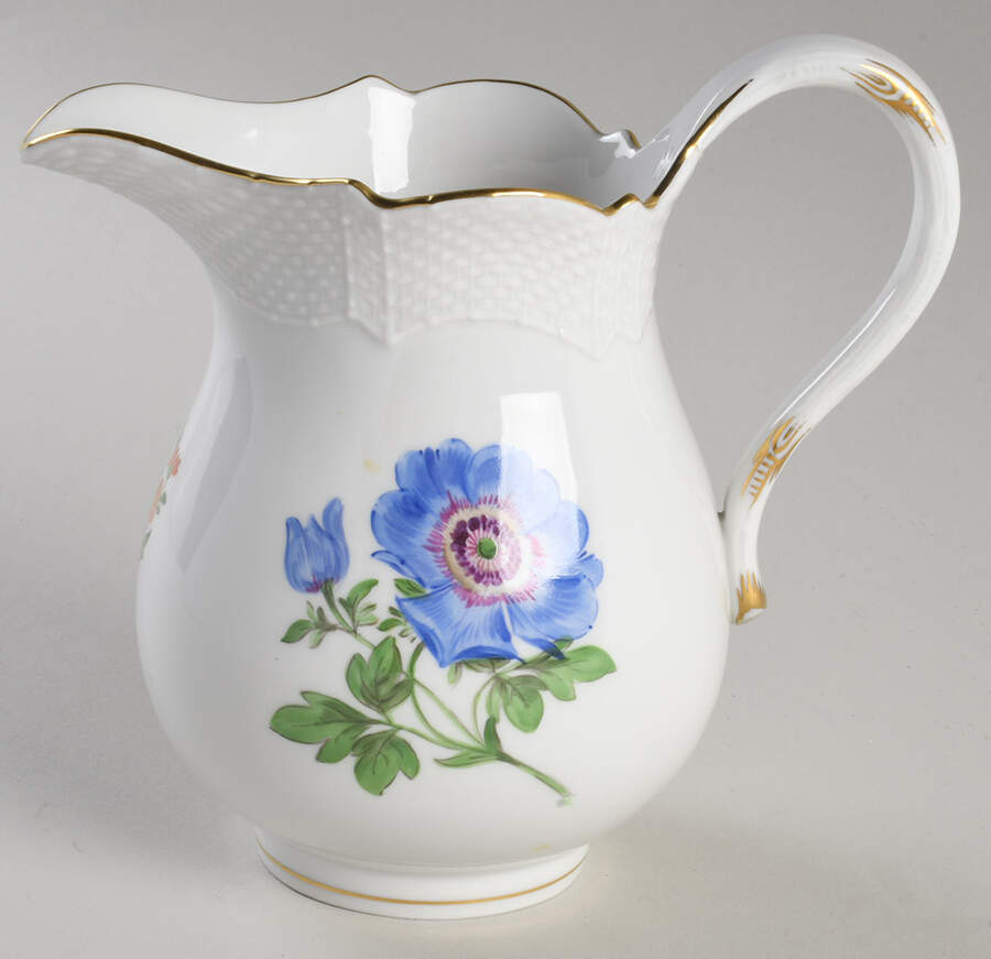 MSS231 Creamer by Meissen (Germany)-1