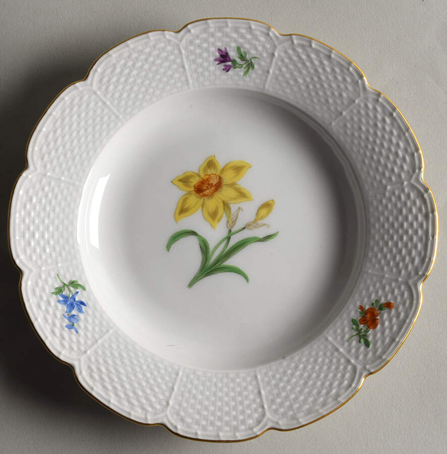 MSS231 Bread & Butter Plate by Meissen (Germany)-1