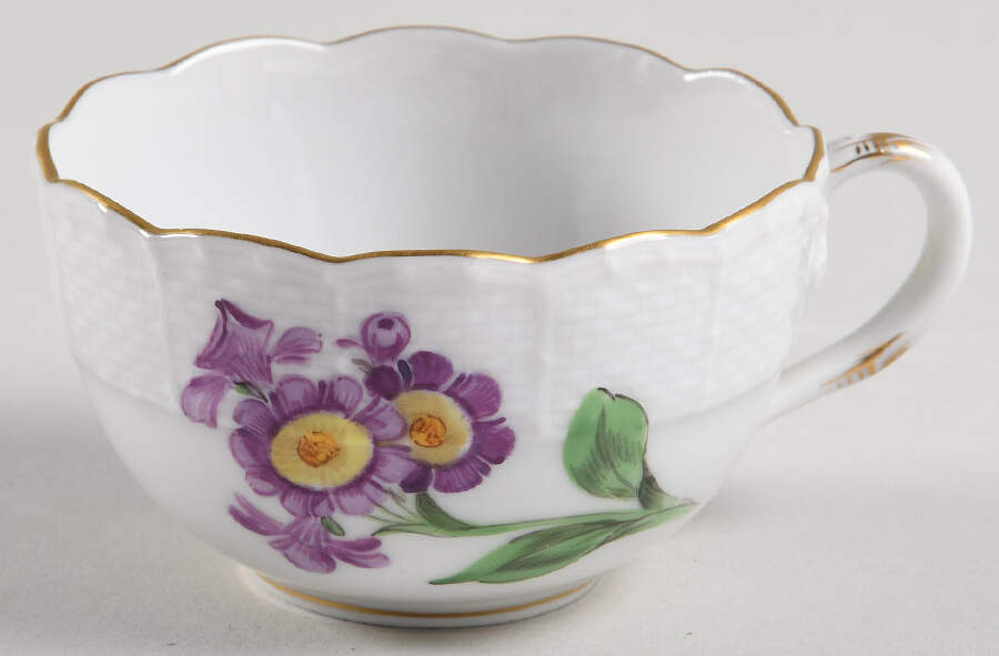 MSS231 Flat Demitasse Cup by Meissen (Germany)-1