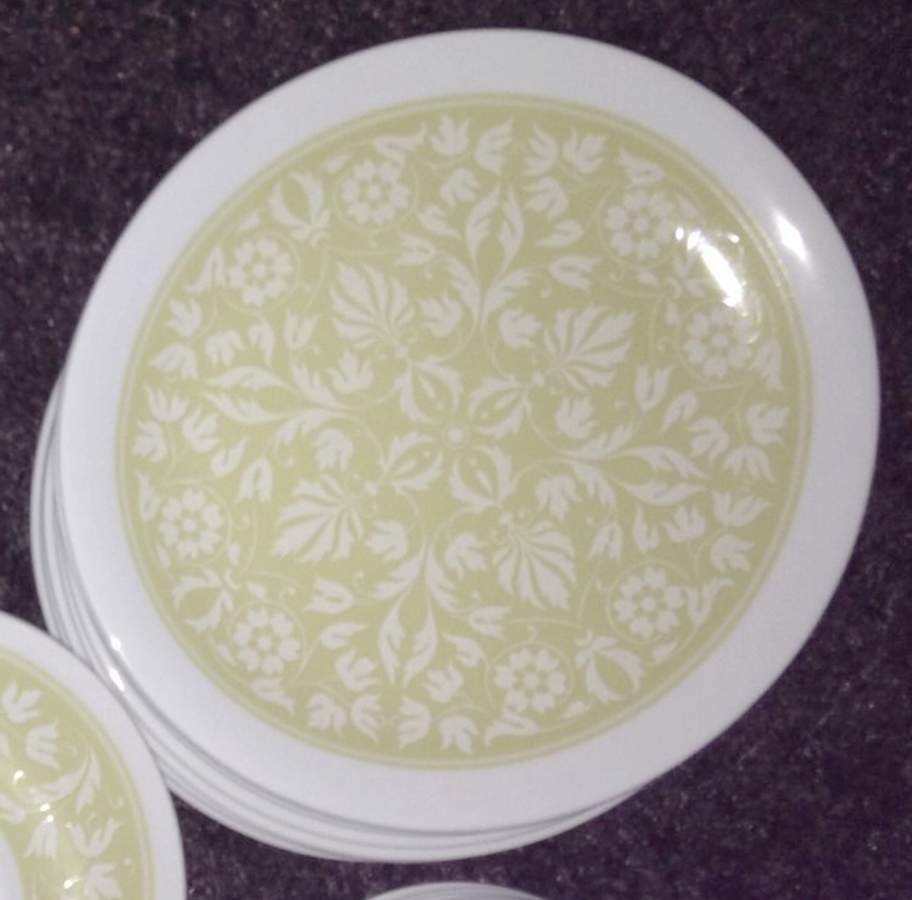 Greensleeves Dinner Plate by Mikasa-1
