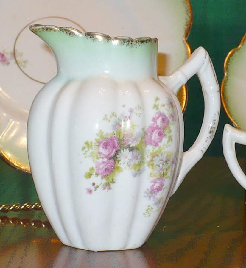 MEL46 Creamer by Melba-1