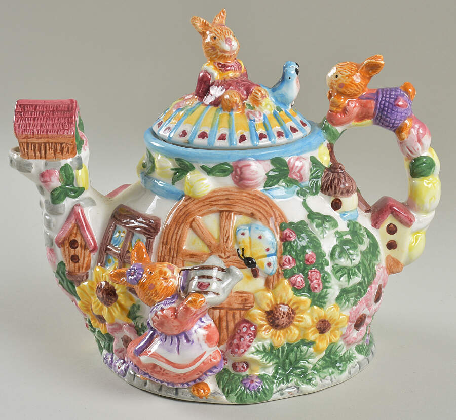 Bunny Rabbit Teapot & Lid by Merc Asia-1