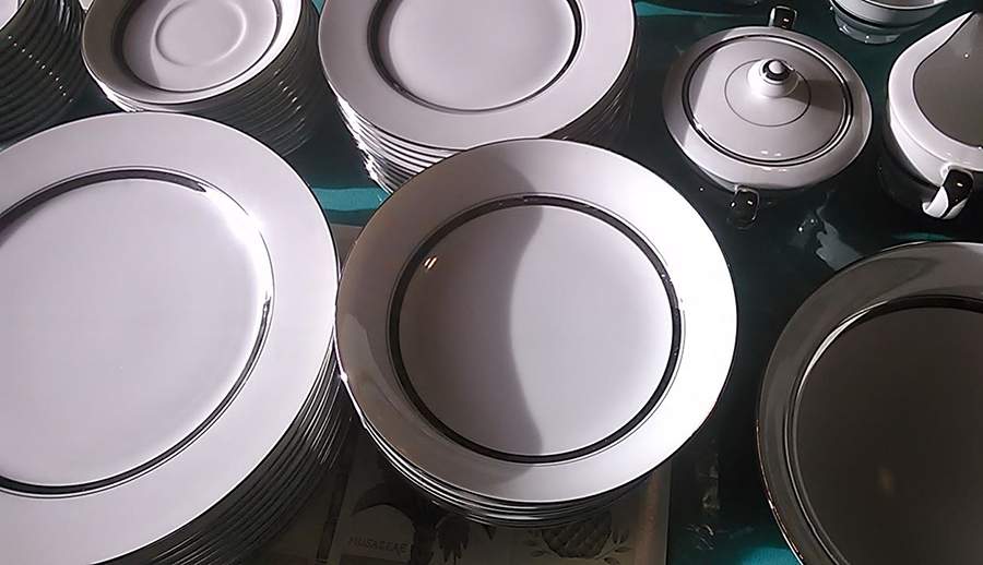 MZH4 Dinner Plate by Mizuho China (Japan)-1