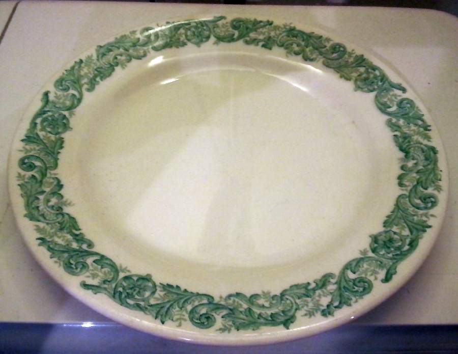 Waldorf (Smooth) Dinner Plate by J & G Meakin-1