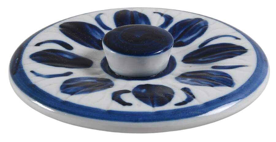 Colonial Lid for Small Tureen by Monte Siao-1