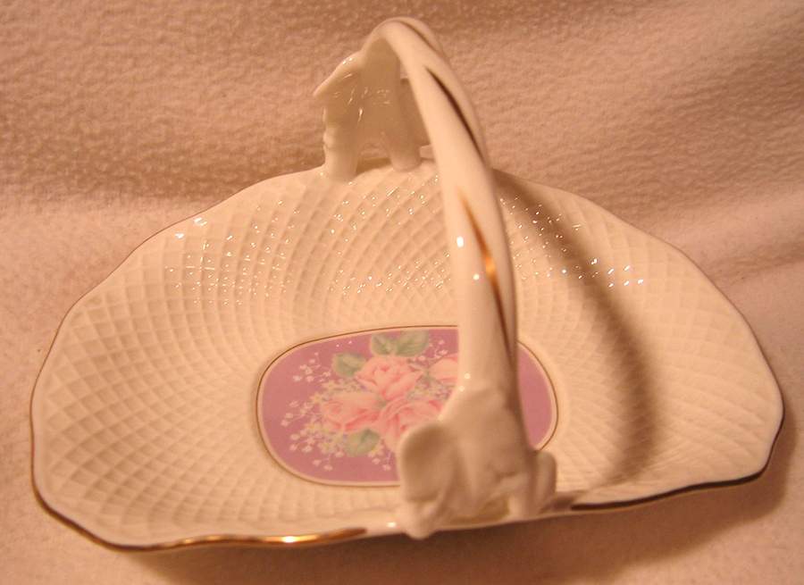 Rose Bouquet Lavender Small Basket by Mikasa-1